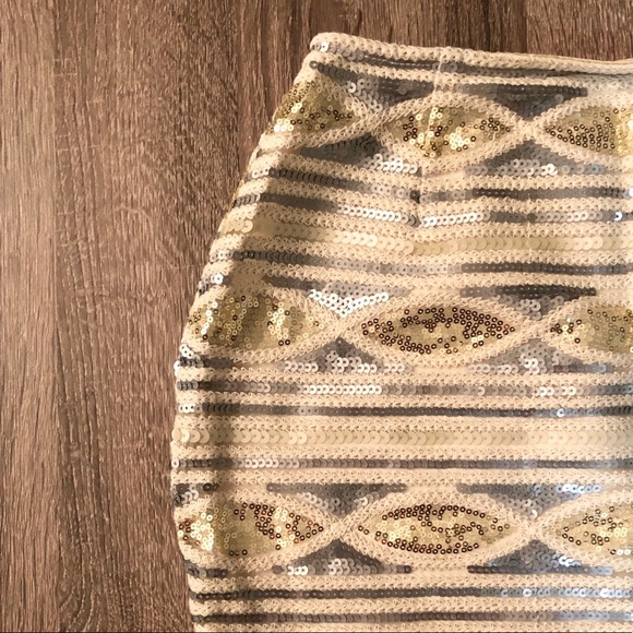 Tobi Ivory Allover Sequin Skirt 🔥 - Picture 6 of 6